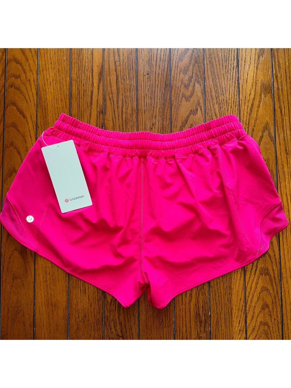 Lululemon Hotty Hot Low Rise Short 2.5” Mulberry Spark Size 12 NWT